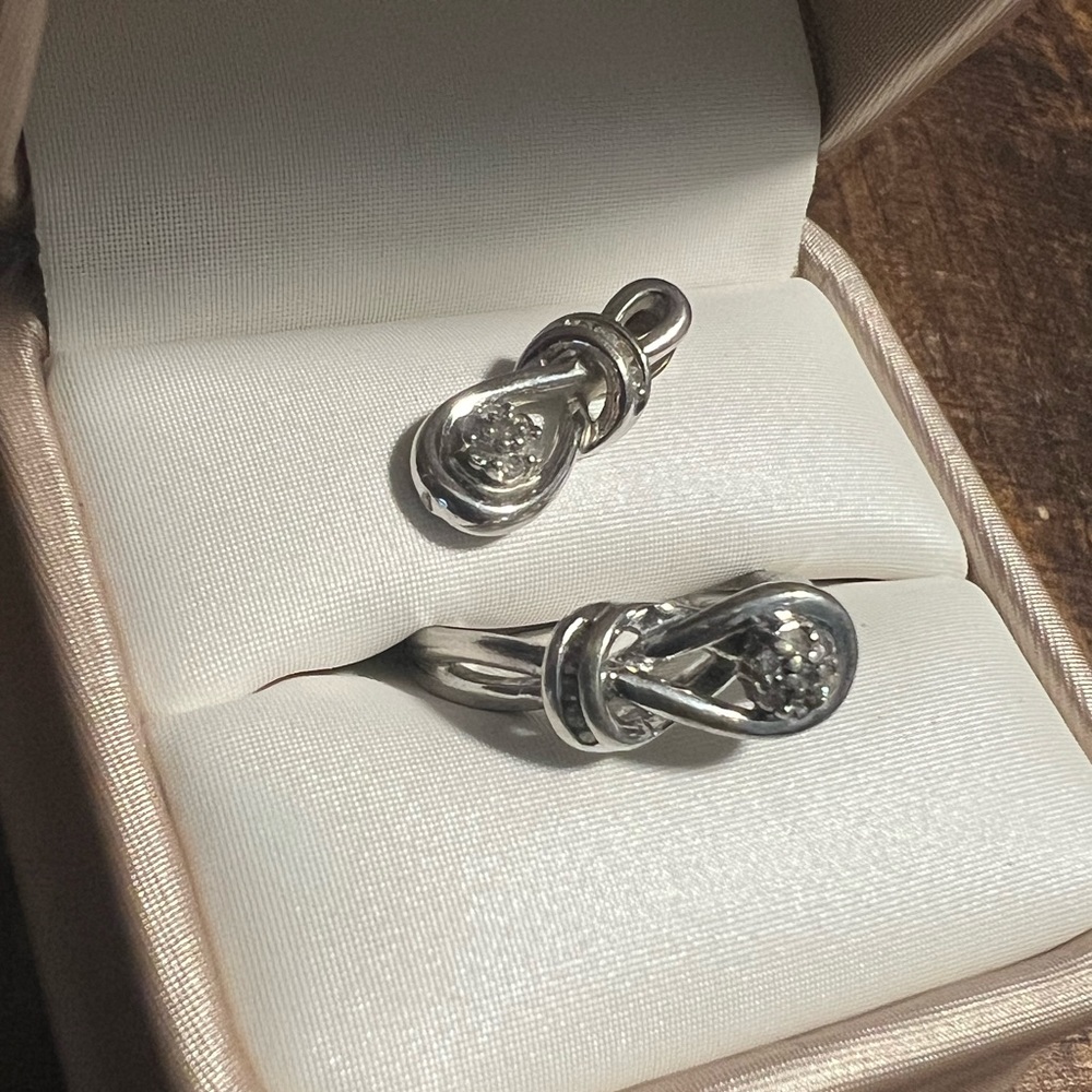 .925 & diamond ring & matching pendant